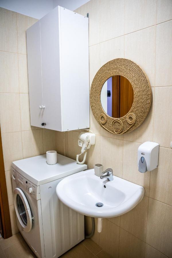 Vibe Studio Apartment Tirana Esterno foto