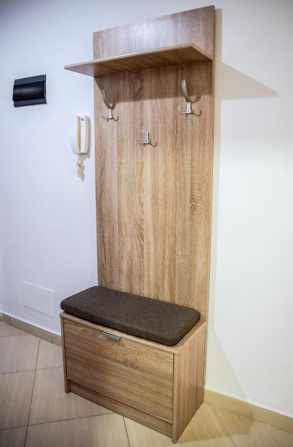 Vibe Studio Apartment Tirana Esterno foto